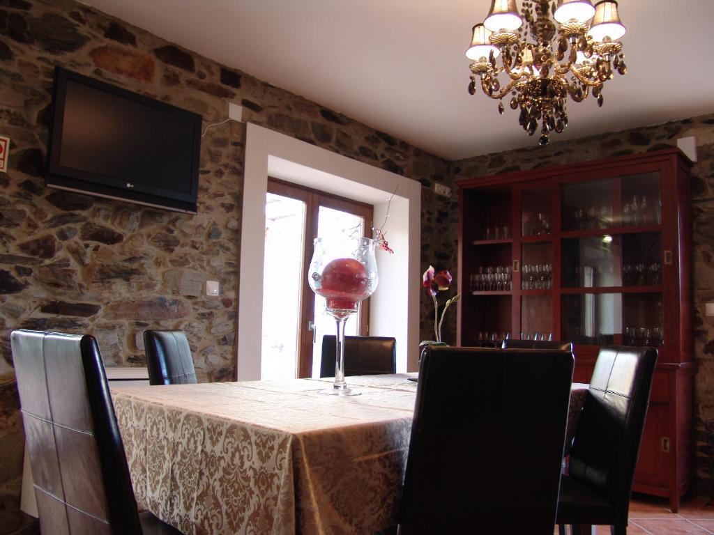 Casa Santa Catarina Hotell Penha Garcia Eksteriør bilde