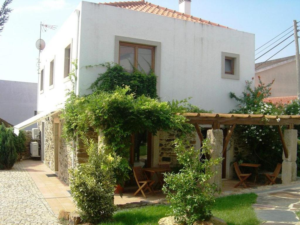 Casa Santa Catarina Hotell Penha Garcia Eksteriør bilde